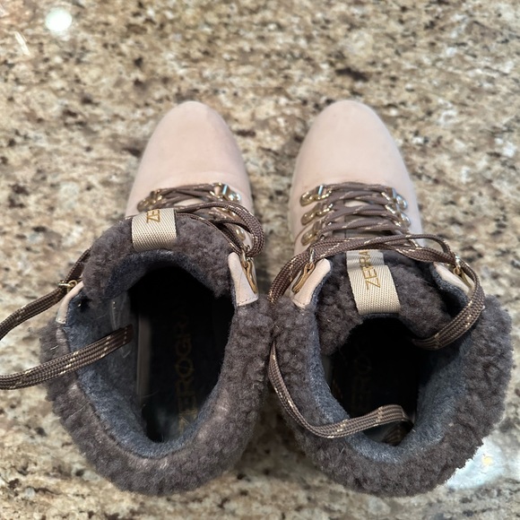 Cole Haan Boots! Waterproof walkers! Size 5.5 - Picture 7 of 7